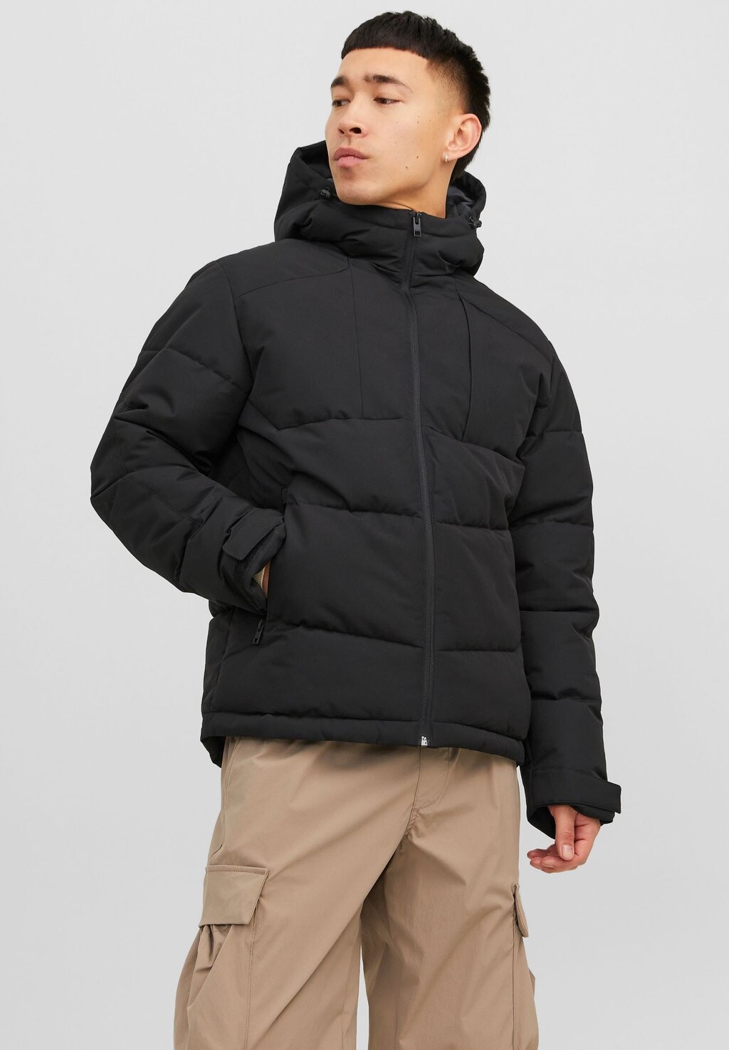 

Зимняя куртка Jack & Jones, черная, Черный