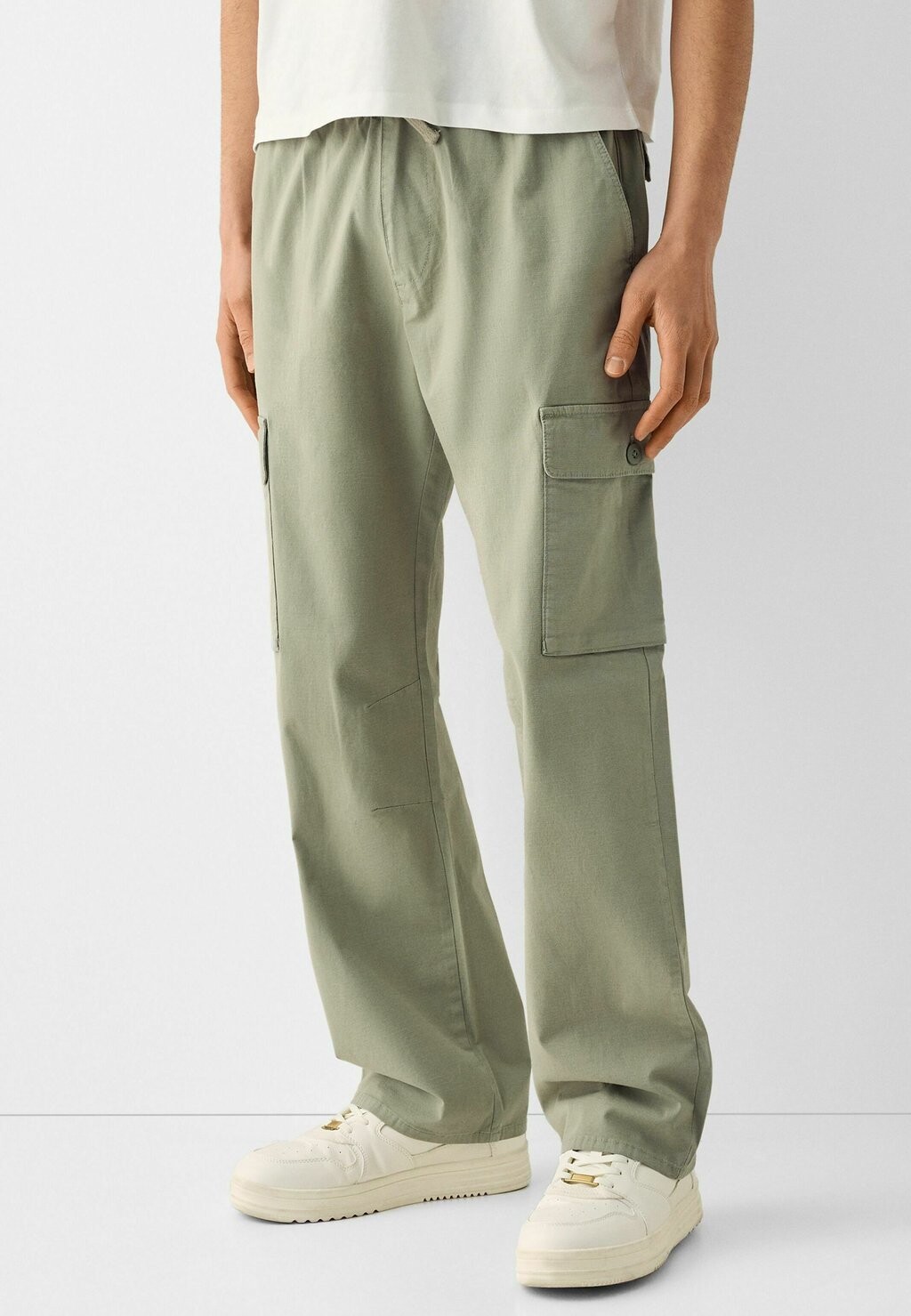 брюки карго wide leg next цвет khaki green Брюки-карго WIDE Bershka, цвет khaki