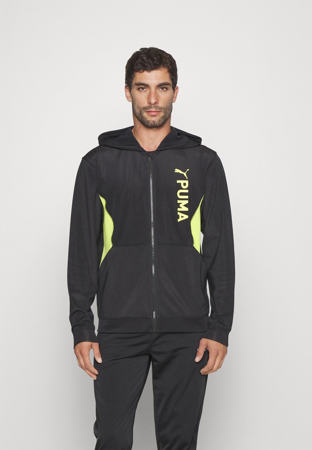 

Спортивная куртка FIT HOODIE Puma, черный/желтый взрыв