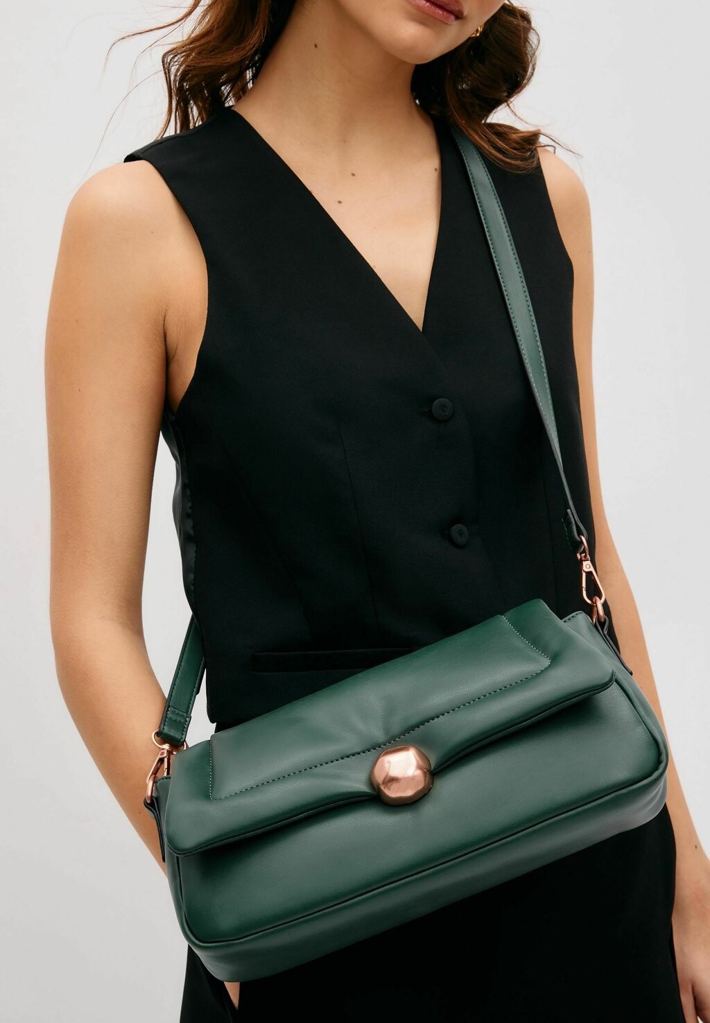 

Сумка Orb Clasp Padded Regular Fit Next, зеленый