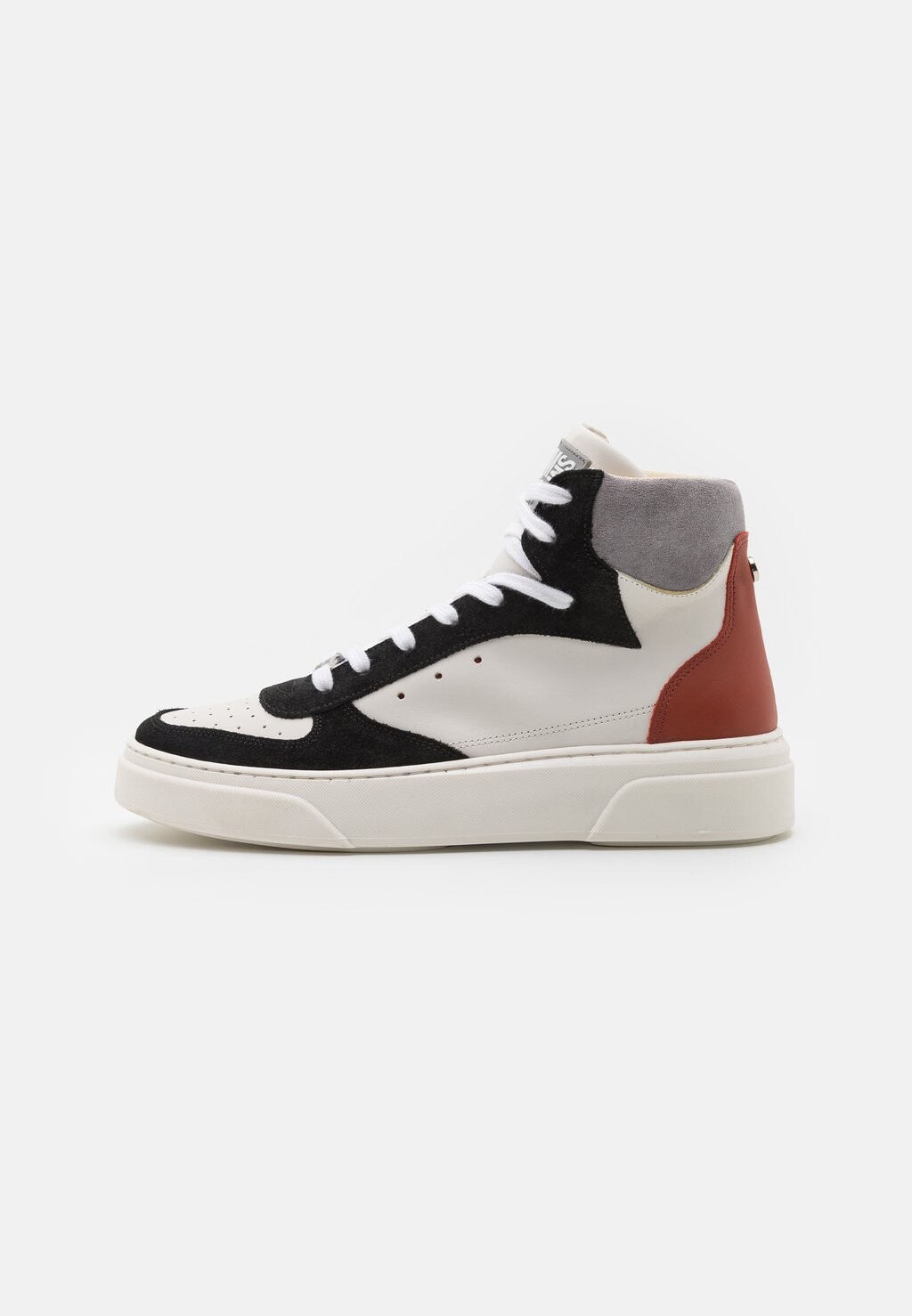 

Высокие кроссовки Steve Madden