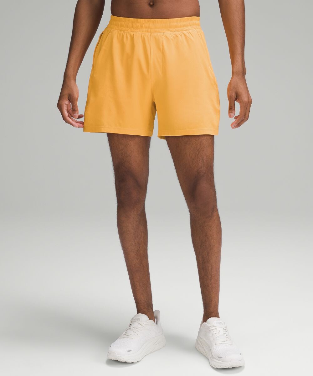 

Короткие шорты с подкладкой Pace Breaker Lululemon