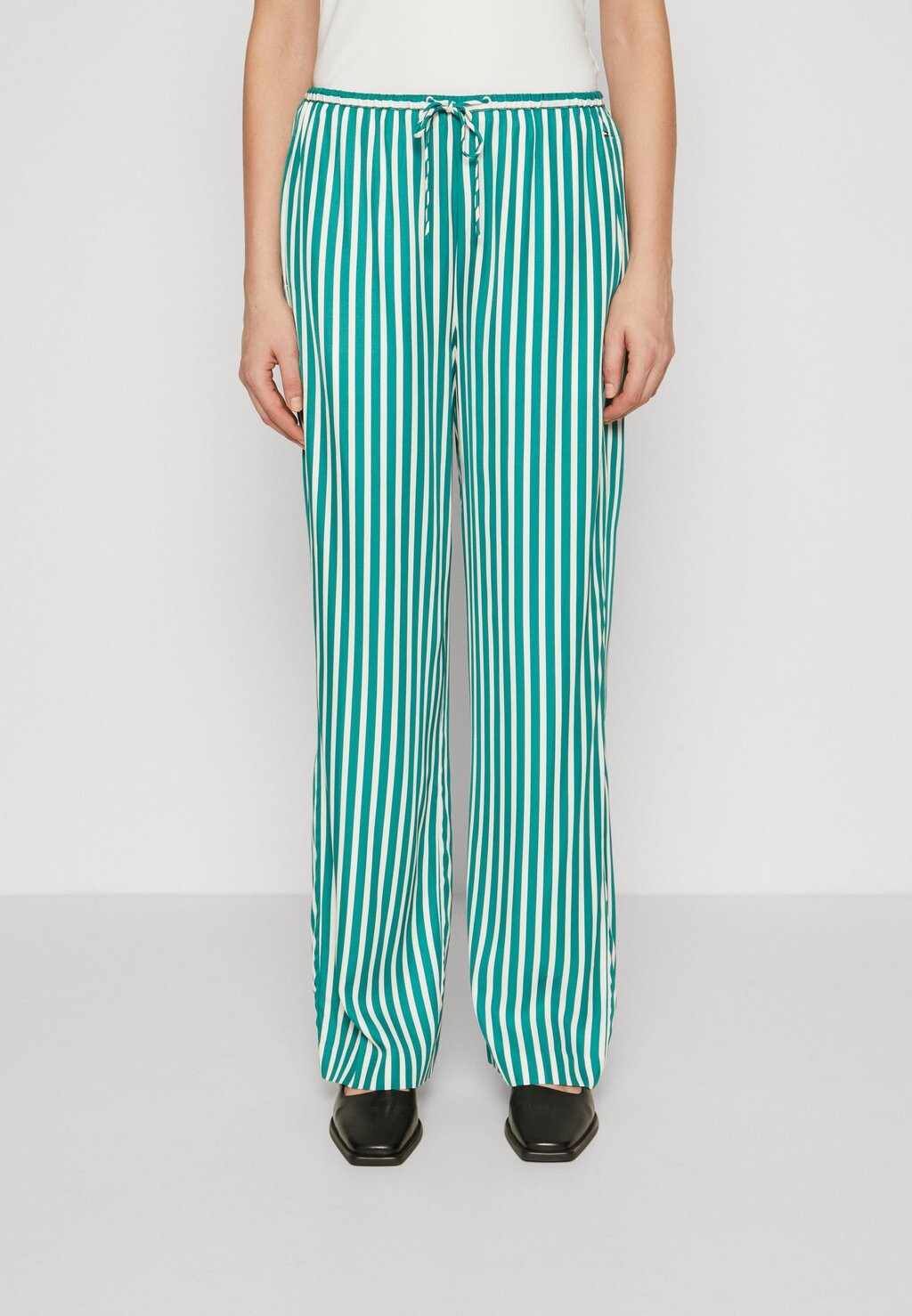 

Брюки FLUID STRIPE PULL ON Tommy Hilfiger, зеленый