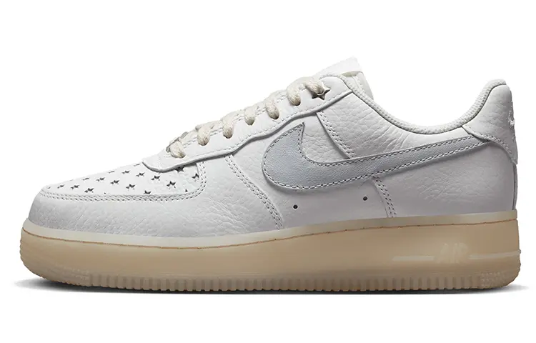

Кроссовки Nike Air Force 1 Low Starry Night W