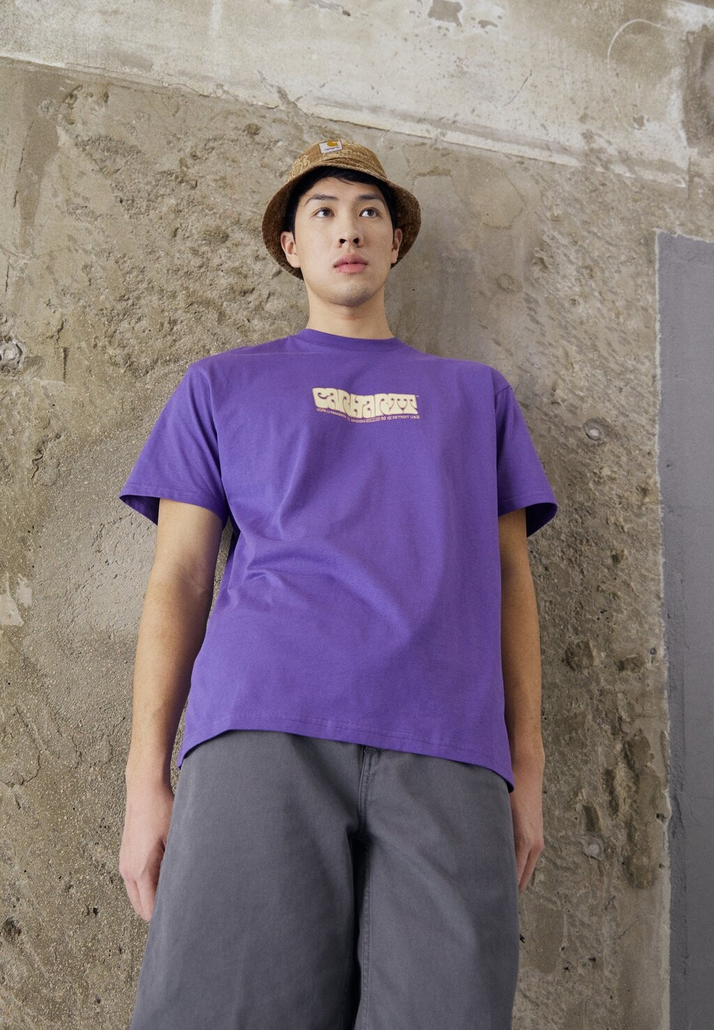 

Футболка с принтом Carhartt WIP, сиреневый, Фиолетовый