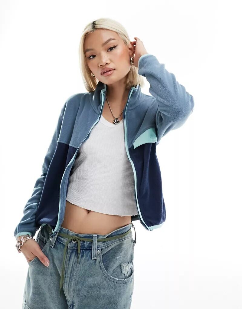 

Синяя куртка на молнии Quiksilver