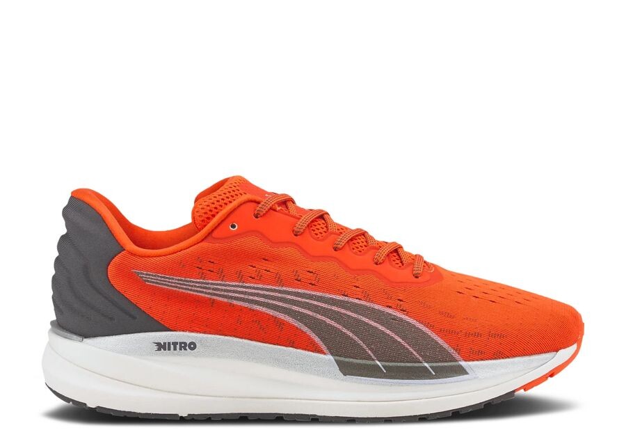 

Кроссовки Puma Magnify Nitro 'Cherry Tomato', красный