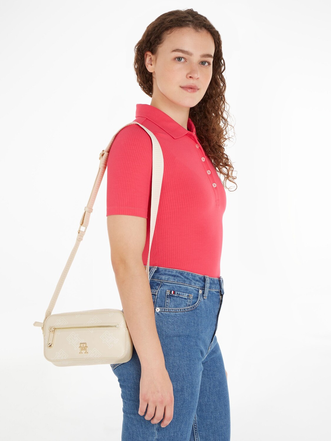 

Сумка для фотоаппарата Tommy Hilfiger Iconic, цвет сахарного тростника