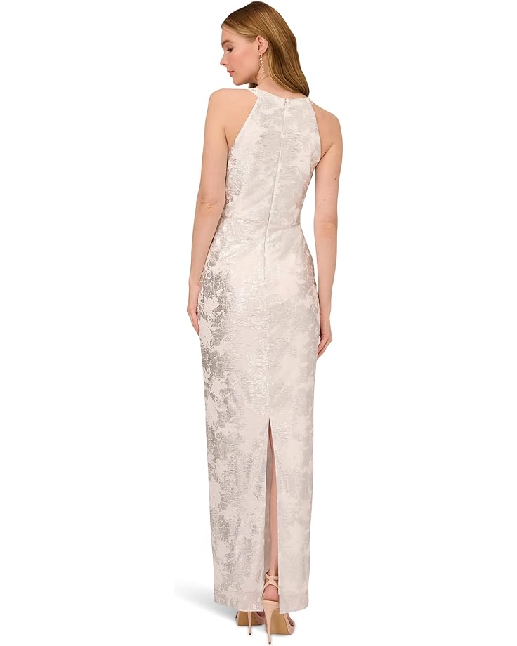 

Платье Adrianna Papell Long Sleeveless Foiled Halter Gown, цвет Ivory/Silver