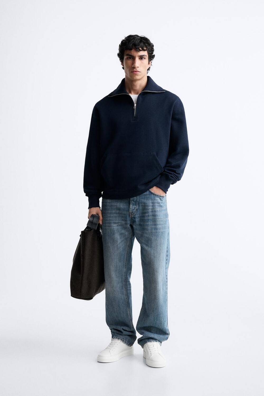 

Монохромные кроссовки ZARA, белый