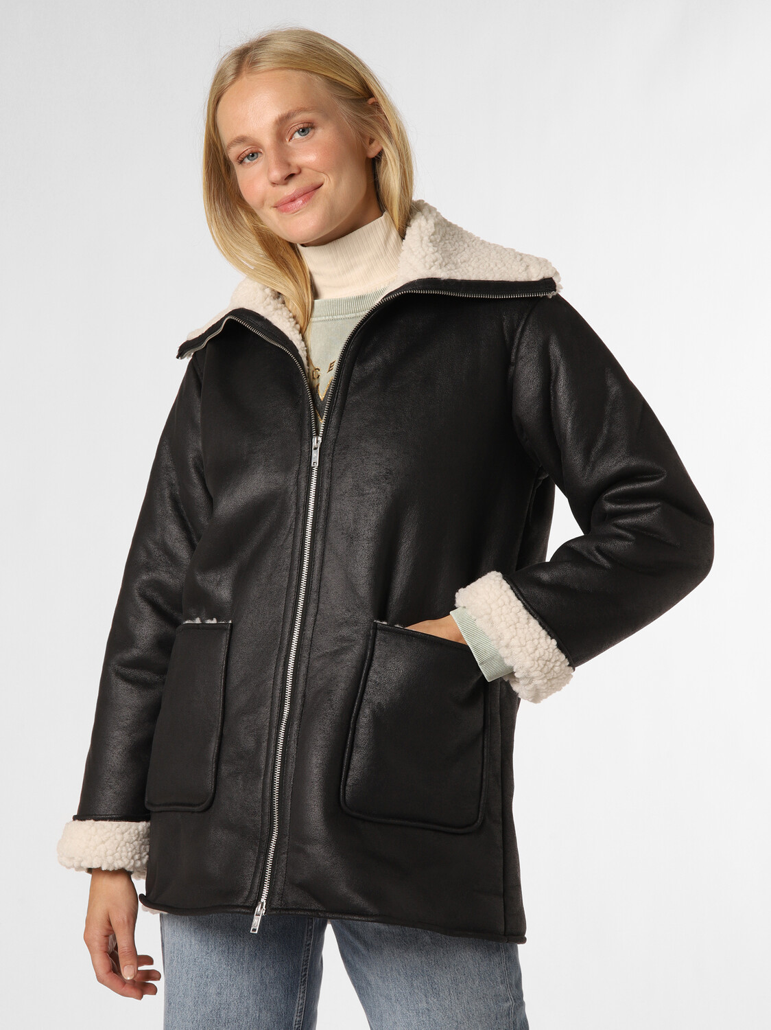 

Пуховик Noisy may Jacke Hailey, черный