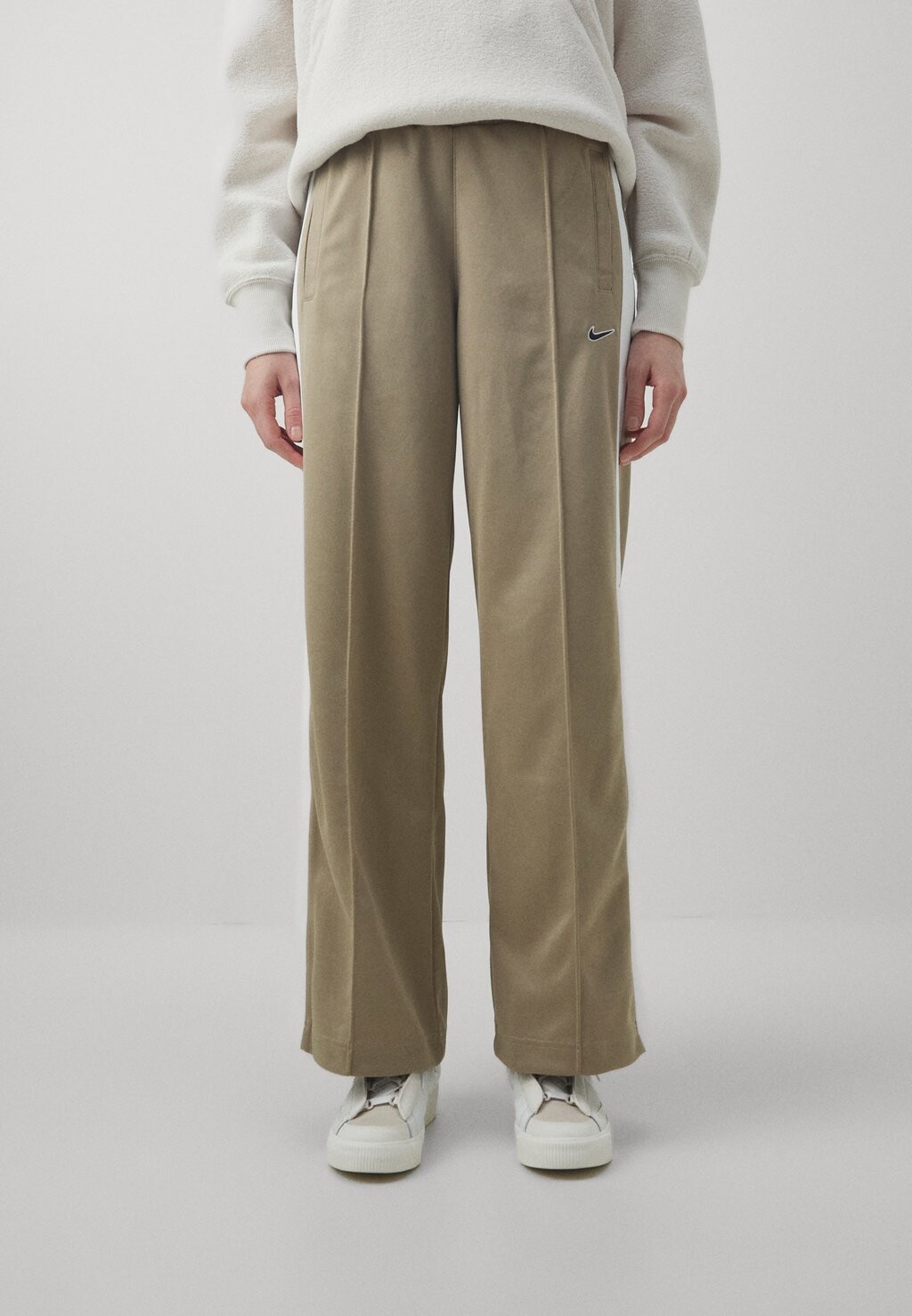 

Спортивные брюки Pant Nike, цвет khaki/white