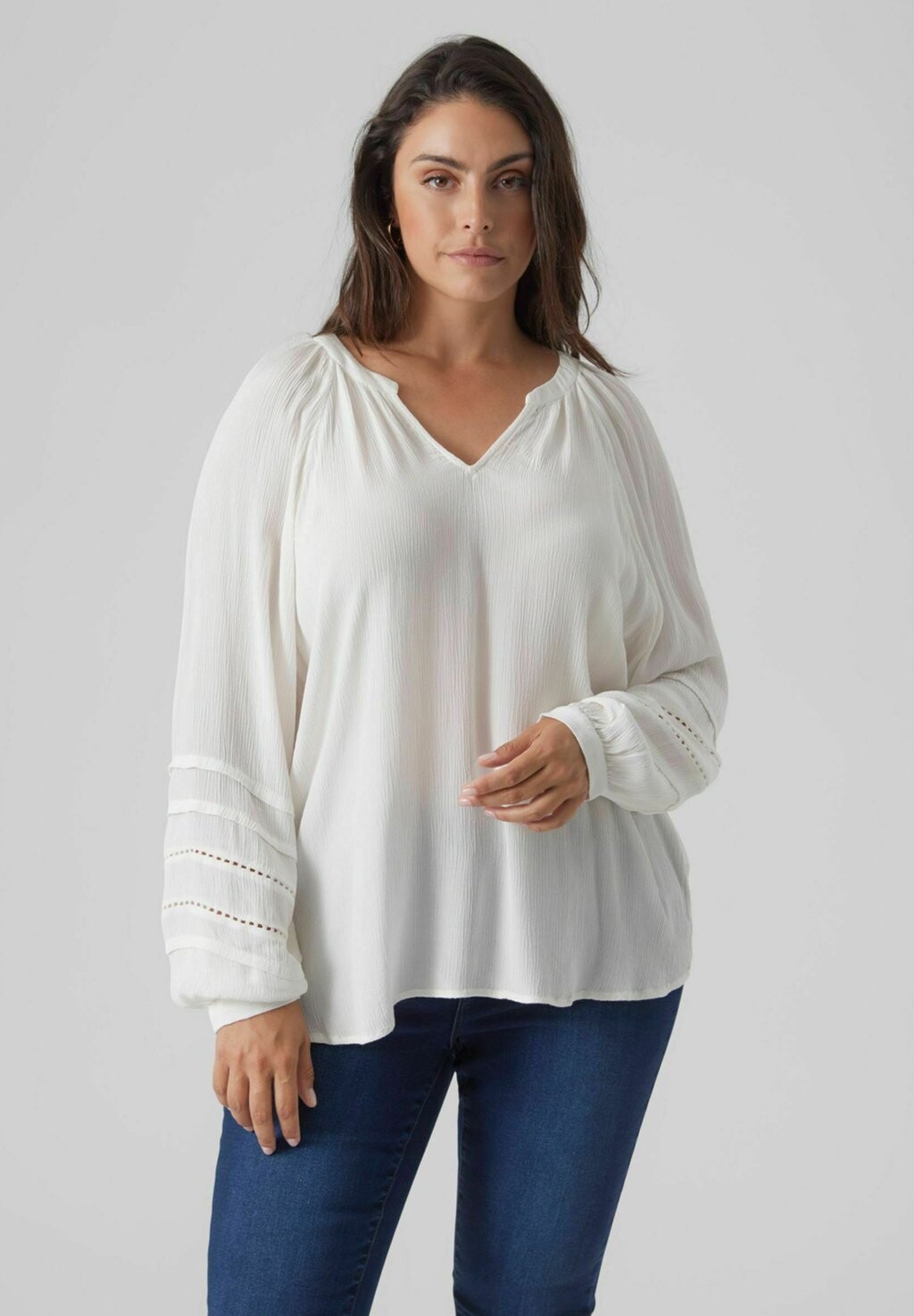 

Блузка Vero Moda с V-образным вырезом, белый