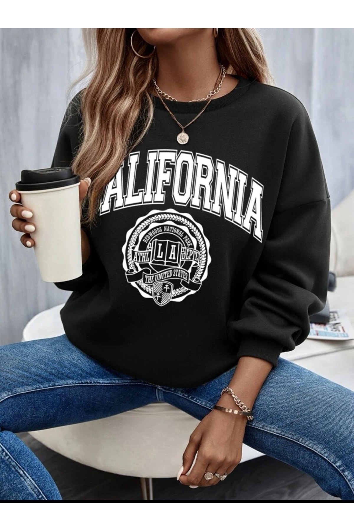 цена Женский черный свитшот оверсайз с принтом «Калифорния» MOONBULL