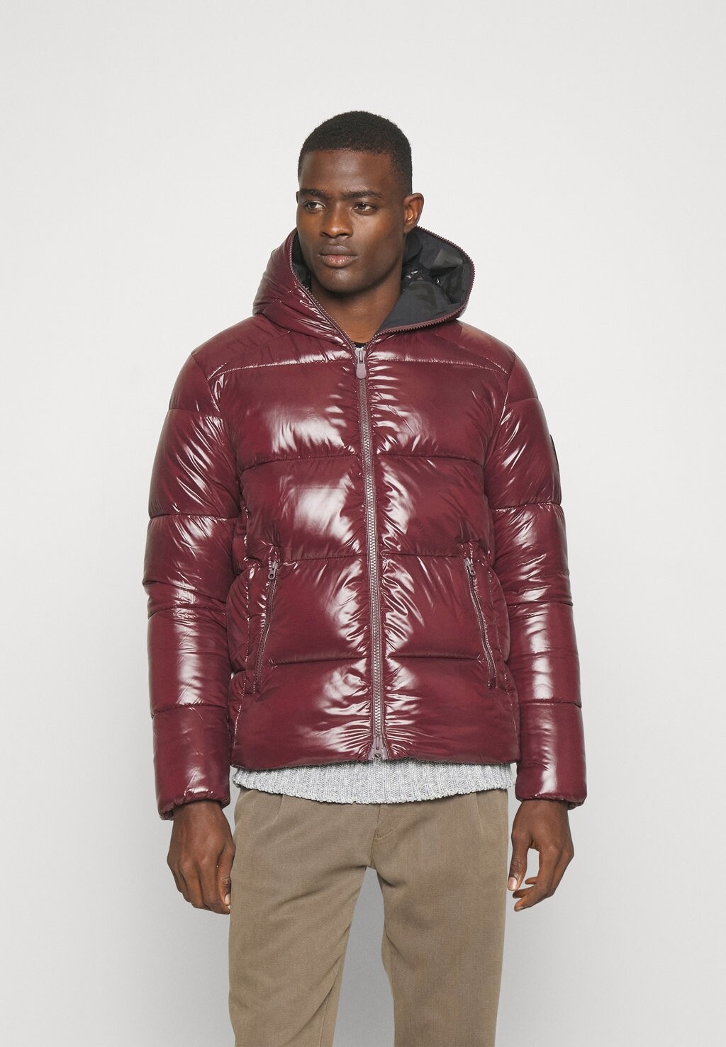 

Куртка Save the duck ЭДГАРД, цвет burgundy black