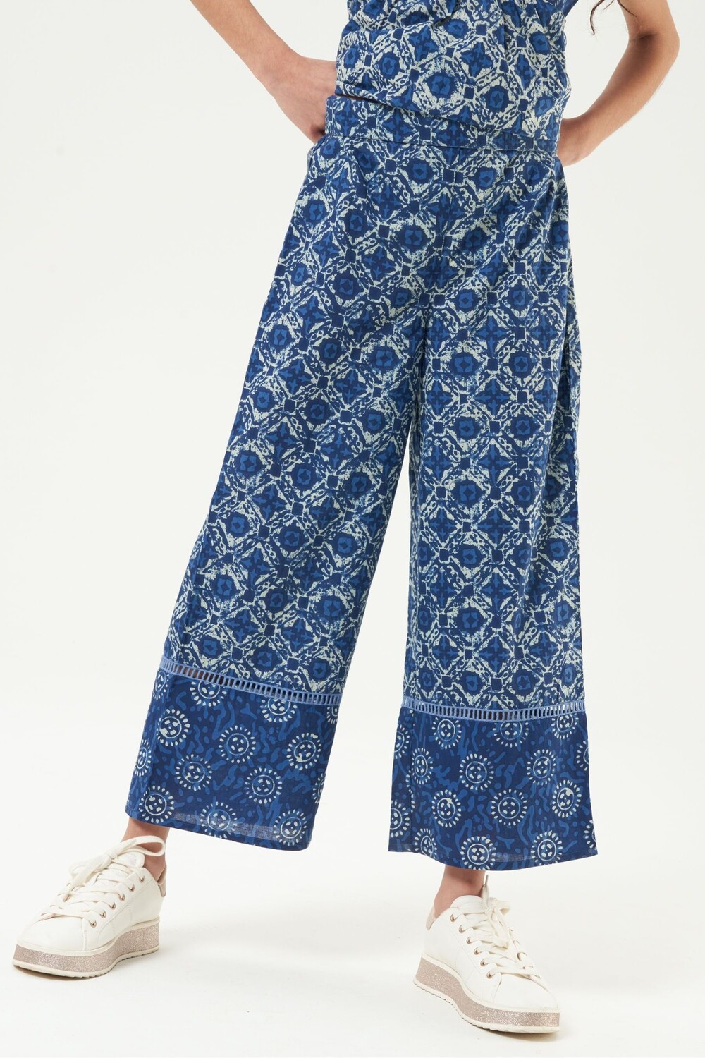 

Синие брюки Thea Batik Angel & Rocket, синий