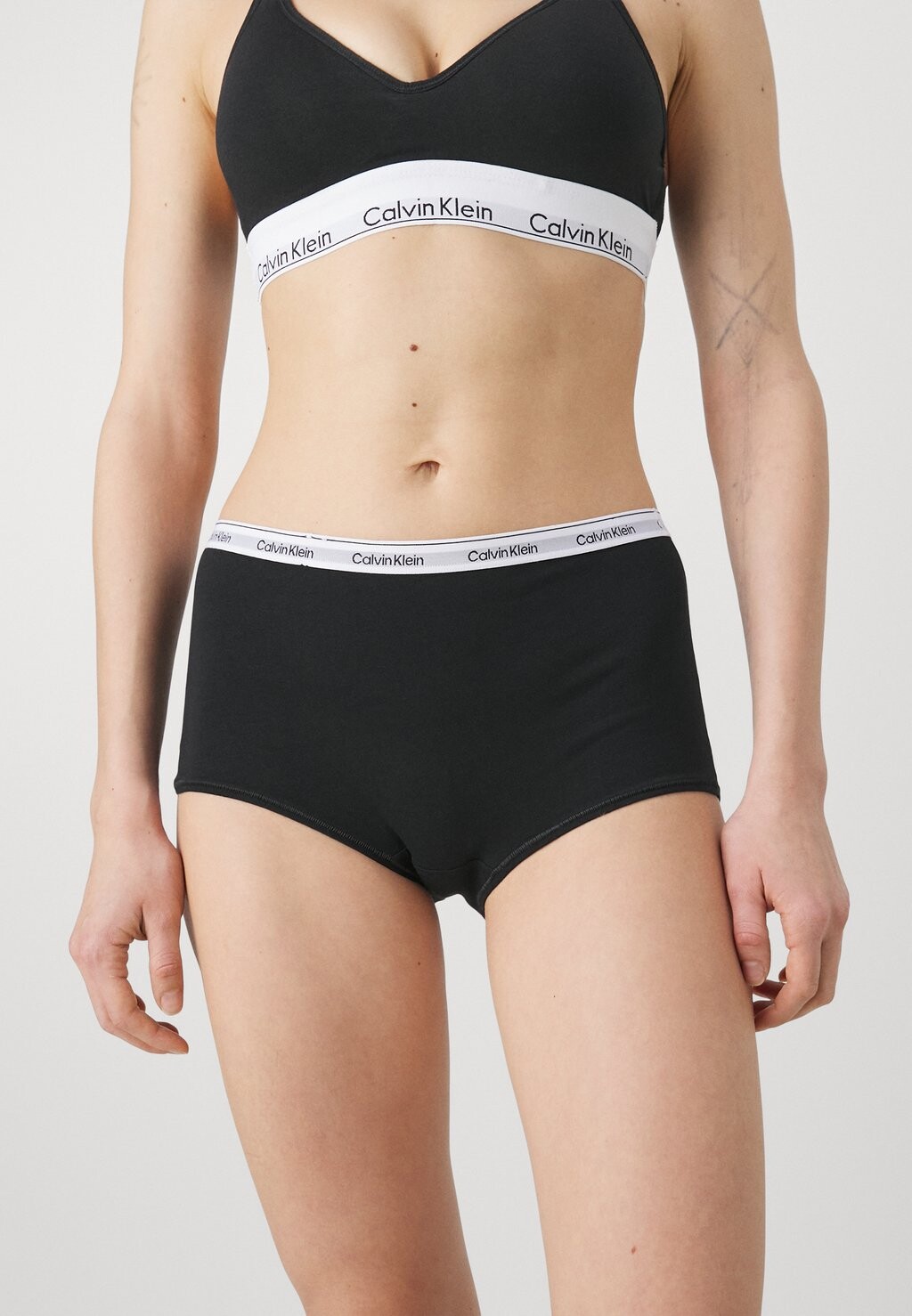 

Трусики Calvin Klein Underwear, черный