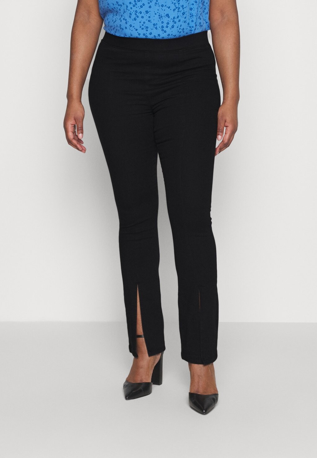 

Джинсы Skinny Fit ONLY Curve, черный