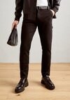 

Джинсы в морковном стиле Indicode Jeans, черный