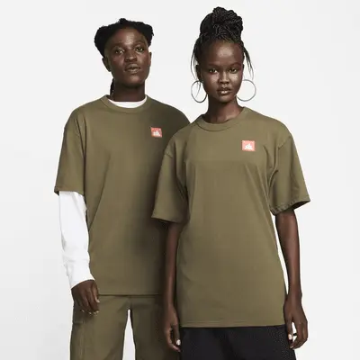 

Футболка Nike SB Skate T-Shirt, цвет Medium Olive