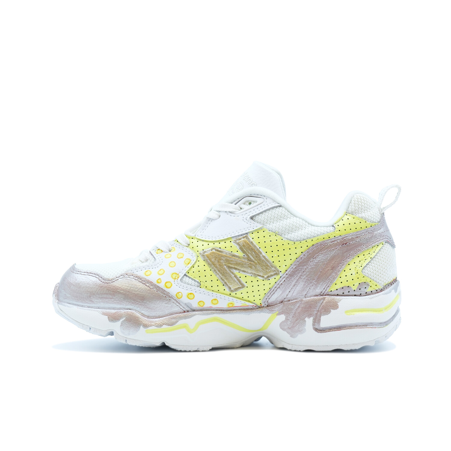 

Кроссовки New Balance NB 708 Lifestyle Shoes Women's Low-top Gold, желтый