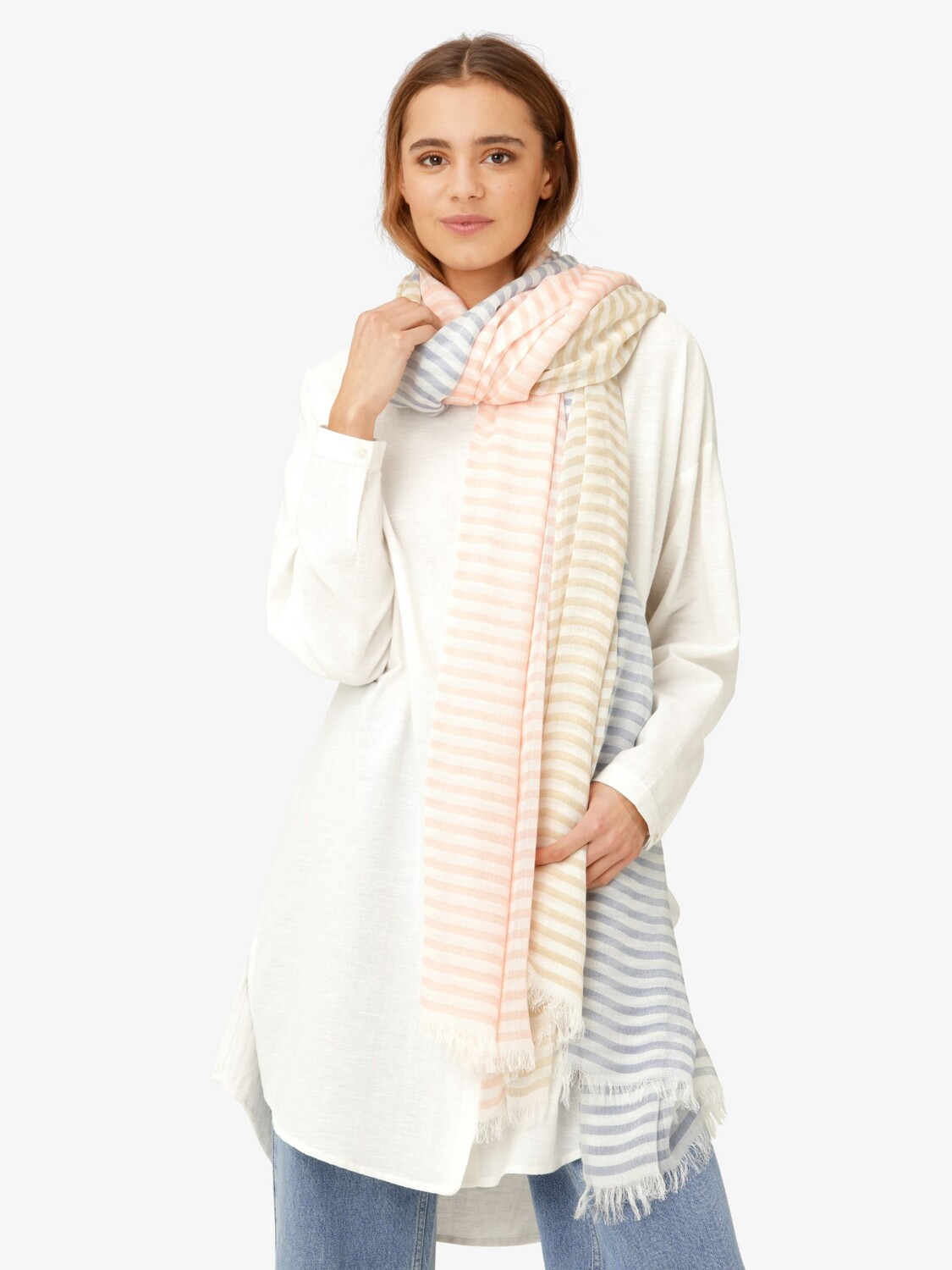 

Несделанный шарф Copenhagen Ruby, Art White/Rose