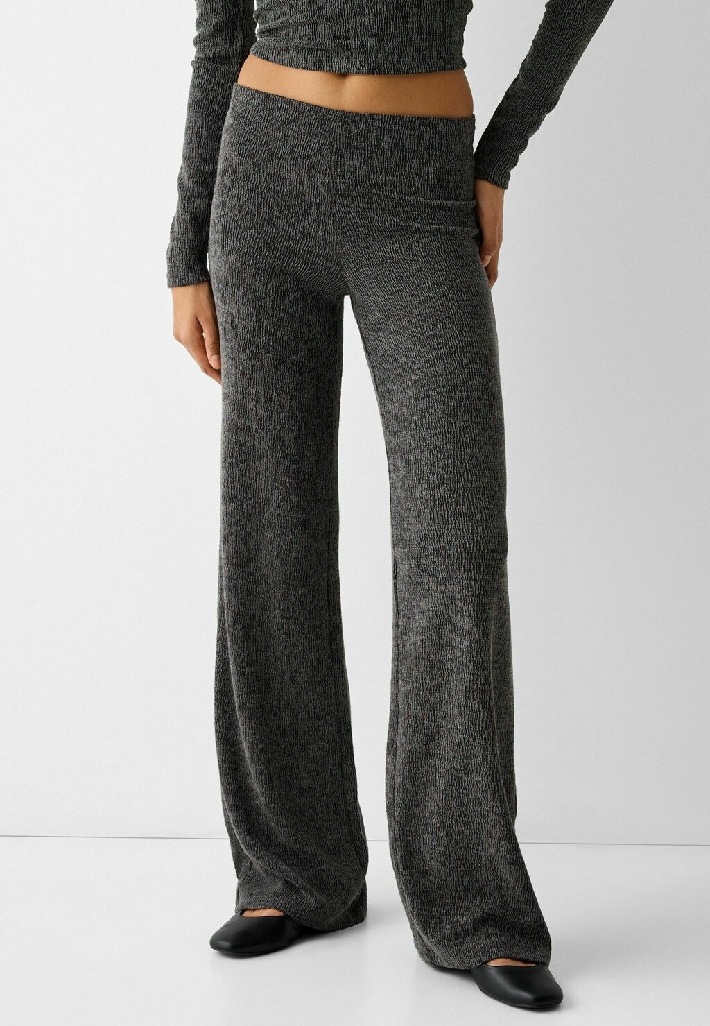 

Брюки WIDE Bershka, цвет grey
