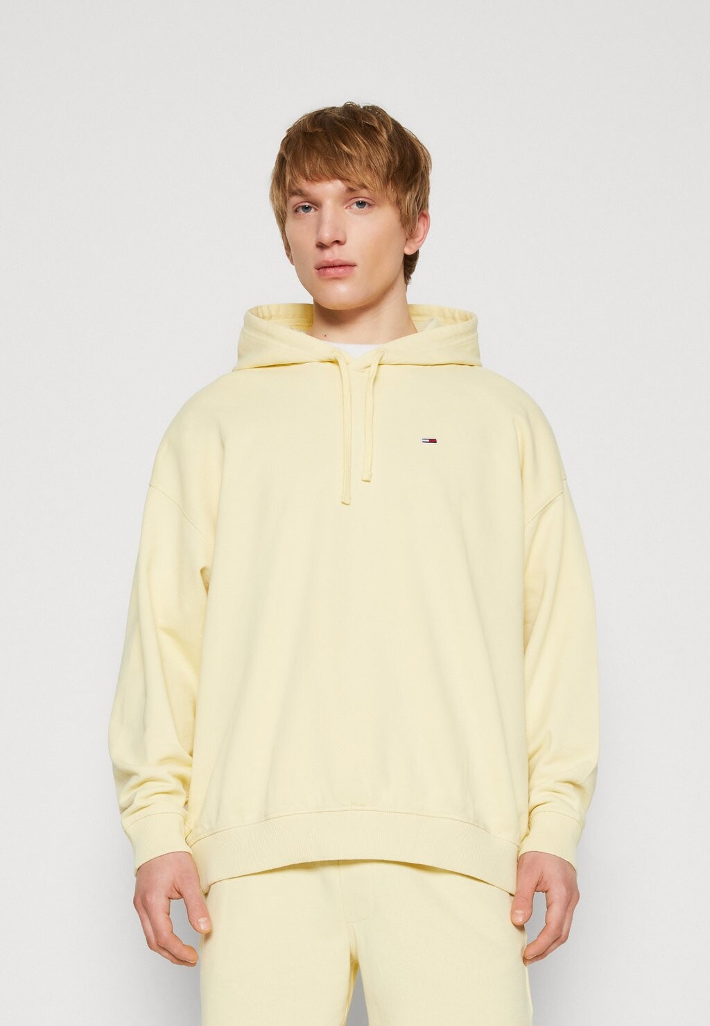 

Толстовка Tommy Jeans