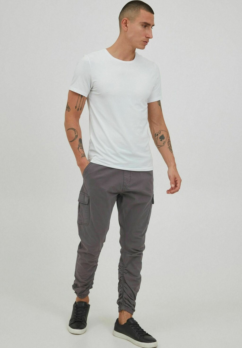 

Брюки-карго INDICODE JEANS, серый