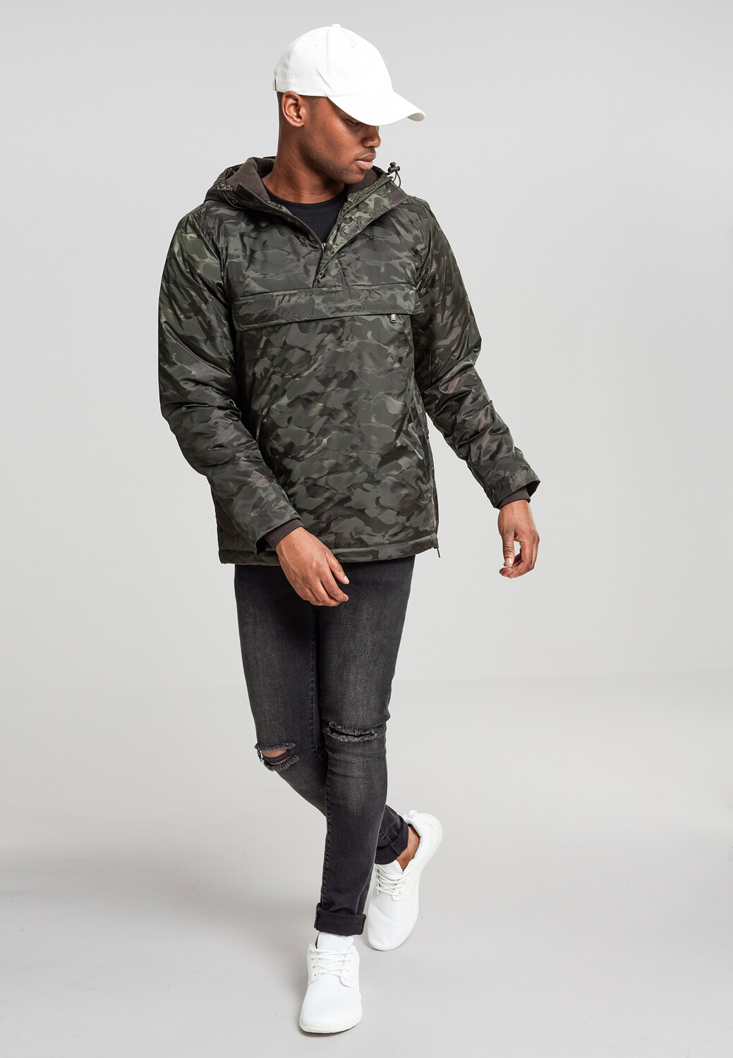 

Куртка Urban Classics Windbreaker, цвет olivgrün