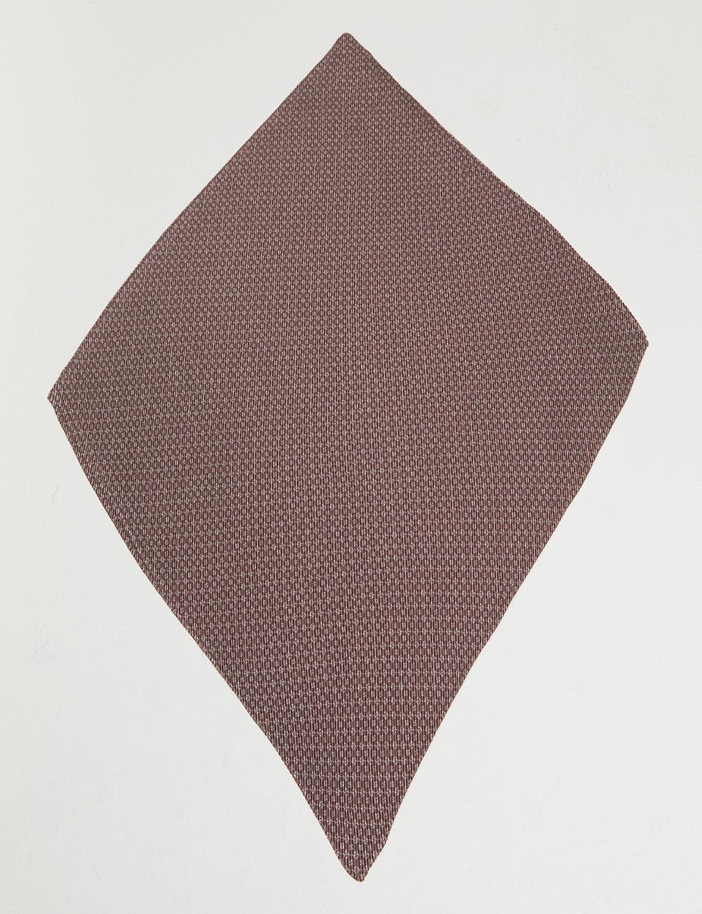 Плиссированный шарф с шестиугольной монограммой Молочно-коричневый Kayra