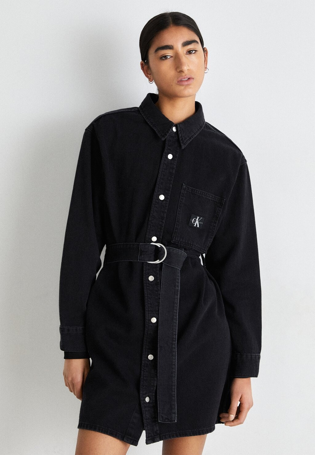 

Джинсовое платье UTILITY DRESS Calvin Klein Jeans, деним черный