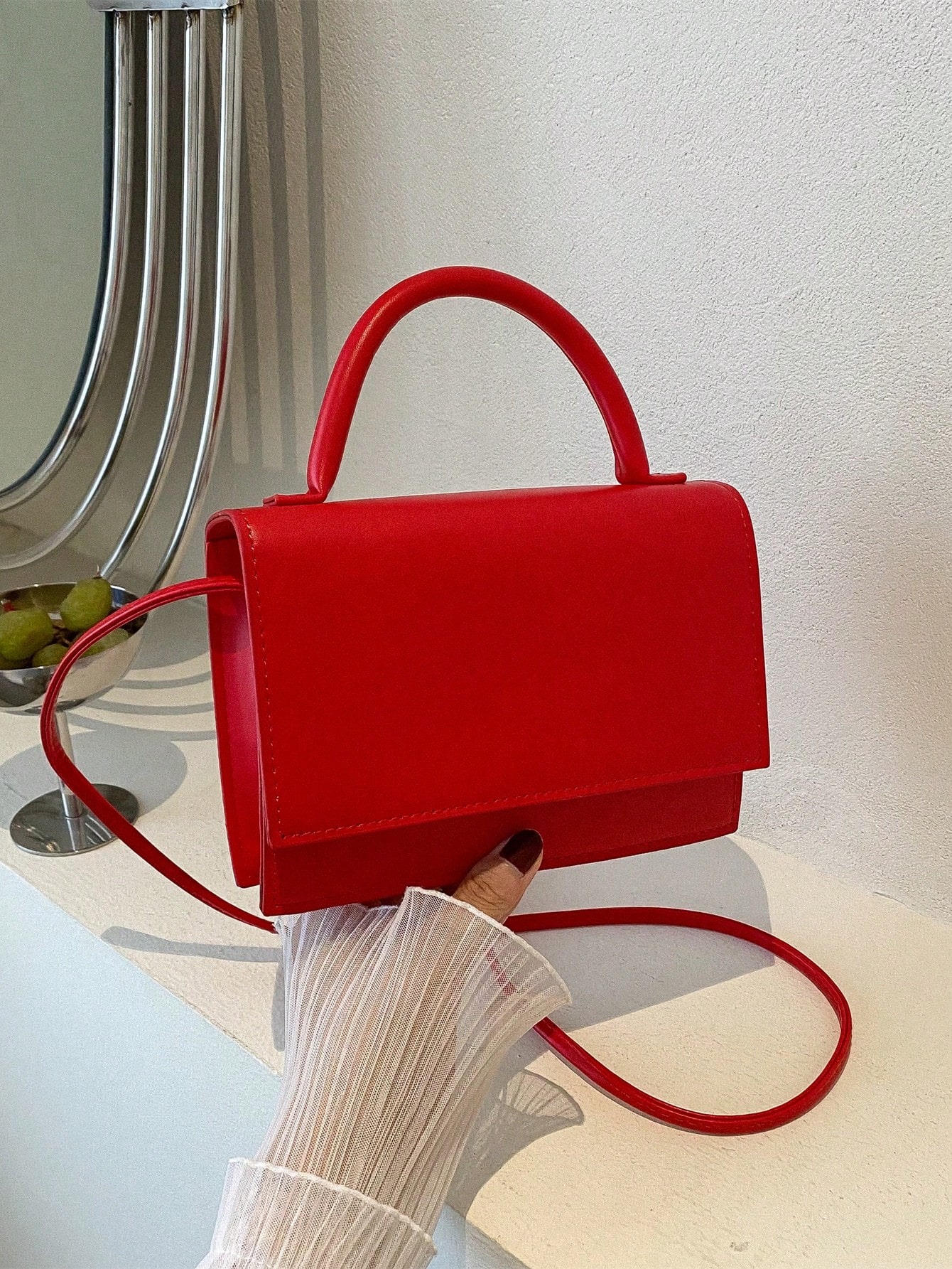 цена Легкая деловая повседневная мини-минималистичная квадратная сумка-саквояж для девочек-подростков, красный