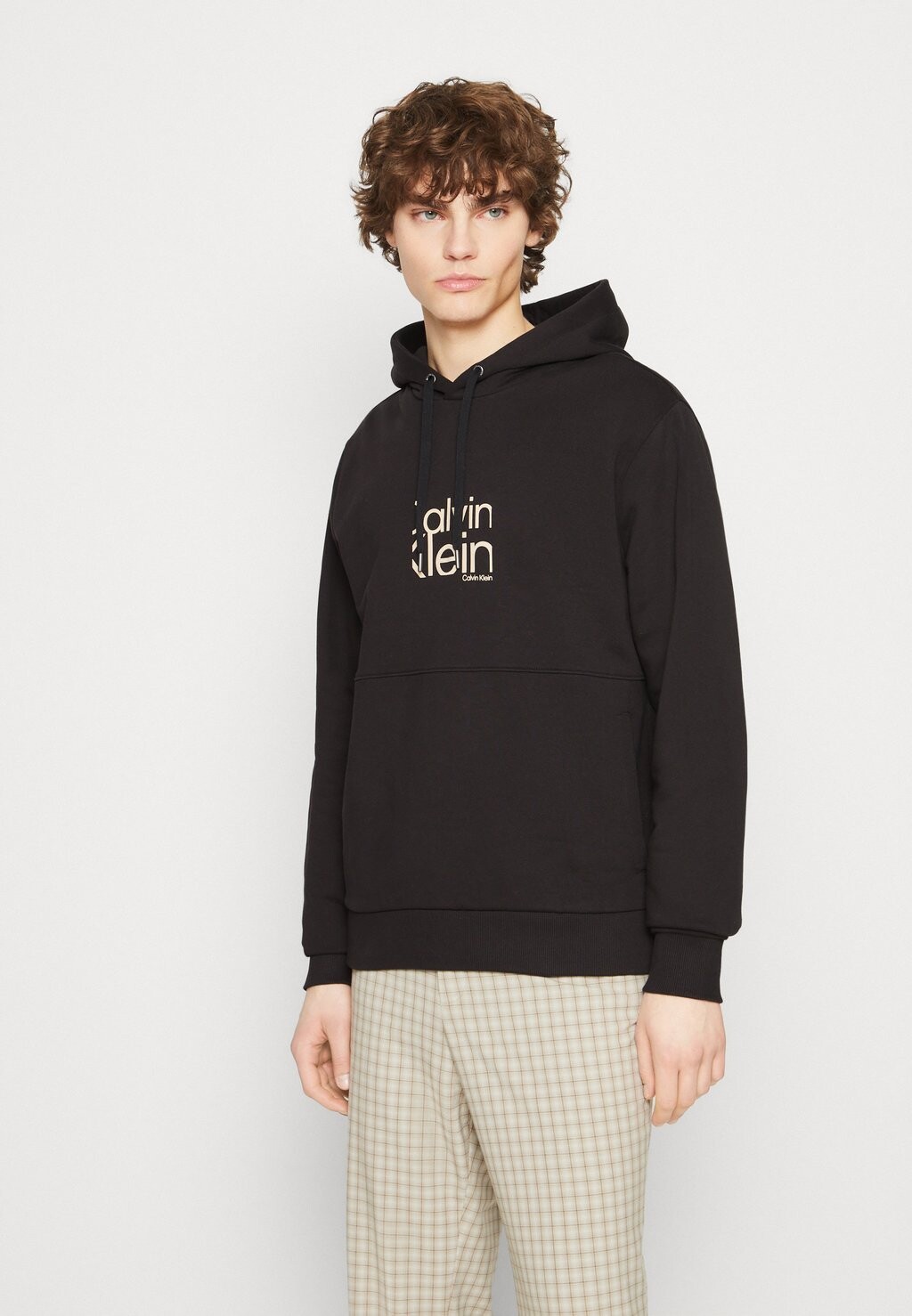 

Толстовка Calvin Klein, черный