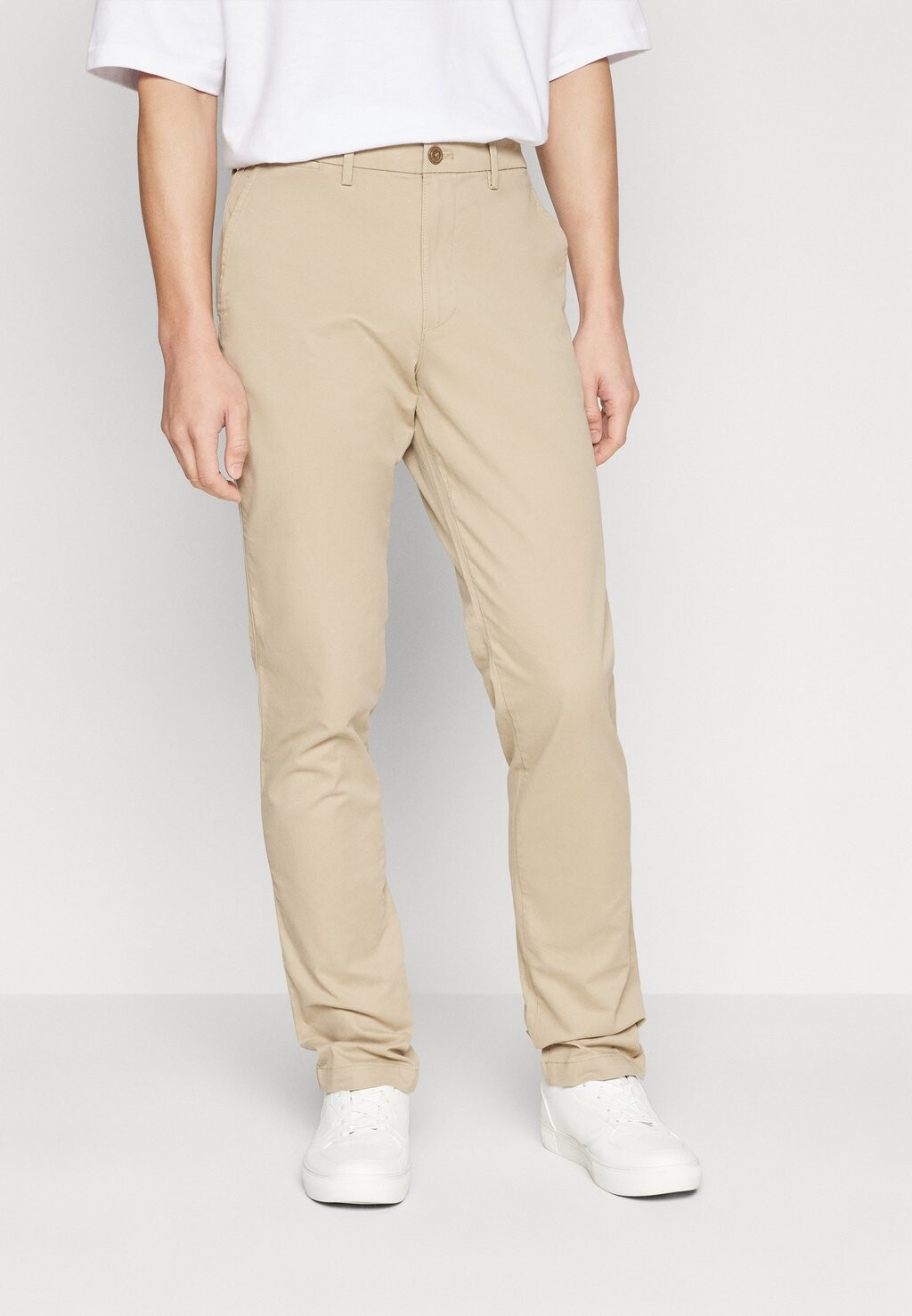 

Чиносы V-ESSENTIAL KHAKI SLIM FIT GAP, черный