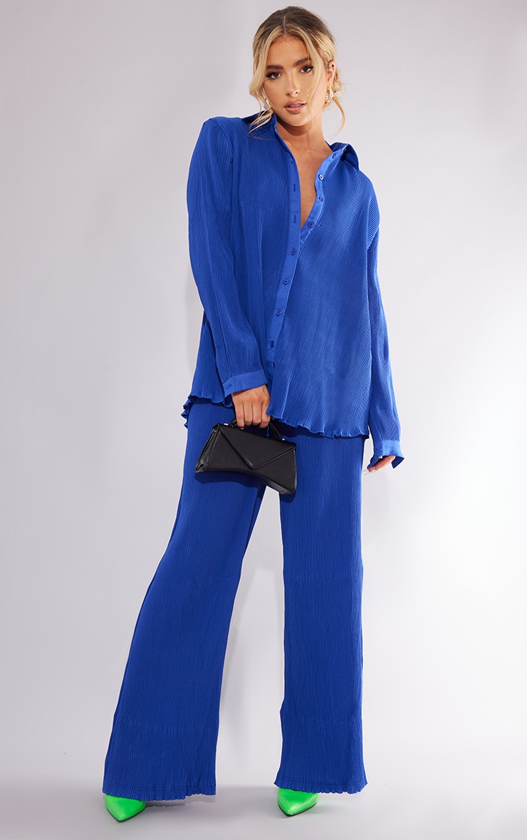 цена PrettyLittleThing Ярко-синие широкие брюки с высокой талией и плиссировкой