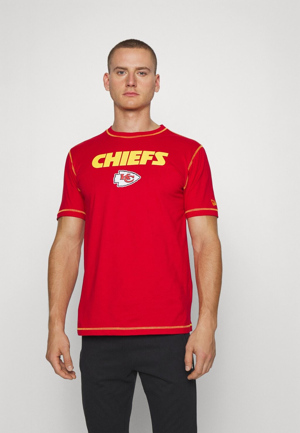 

Футболка с символикой NFL KANSAS CITY CHIEFS TEE New Era, цвет red