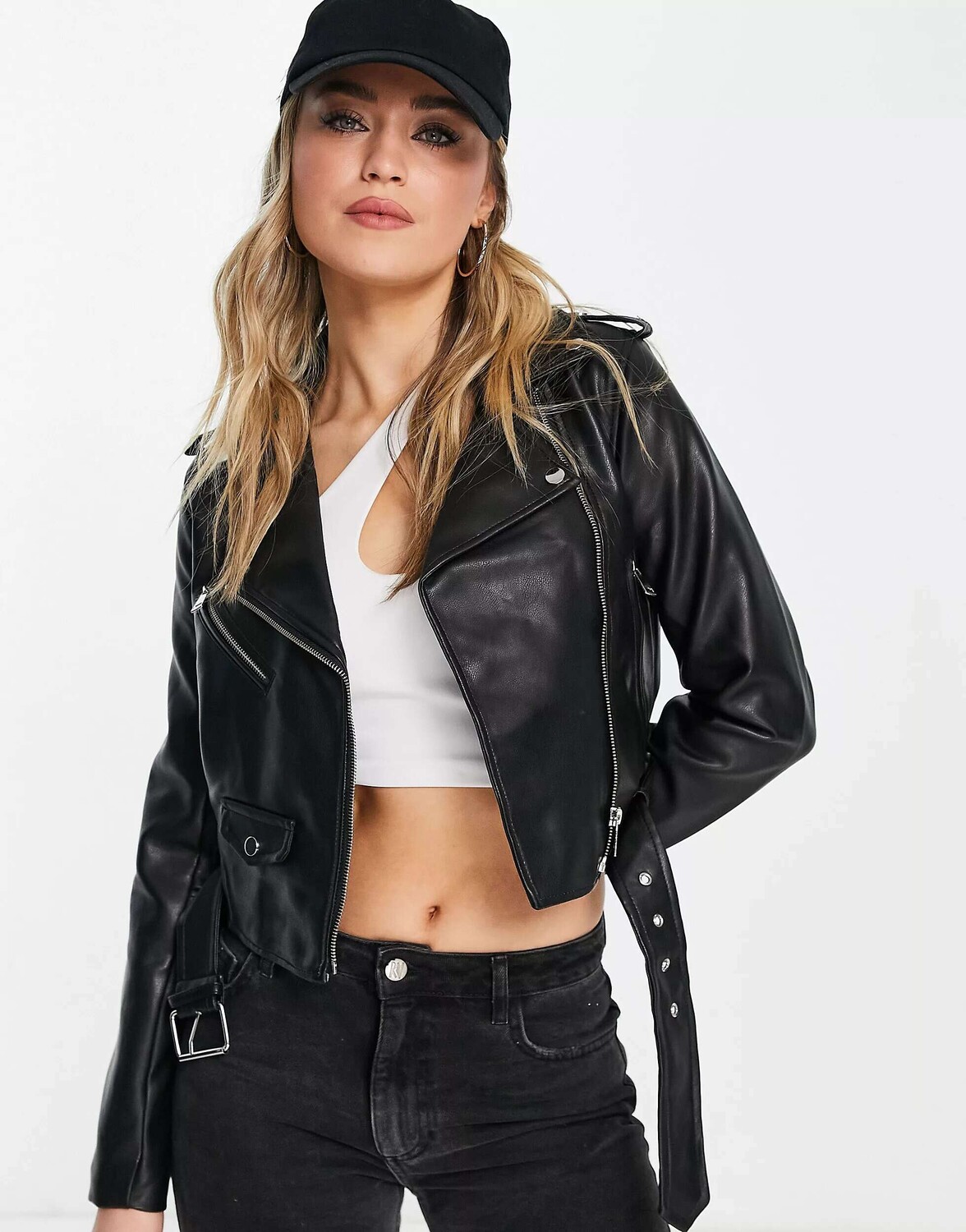 

Черная косуха из искусственной кожи Stradivarius, Черный