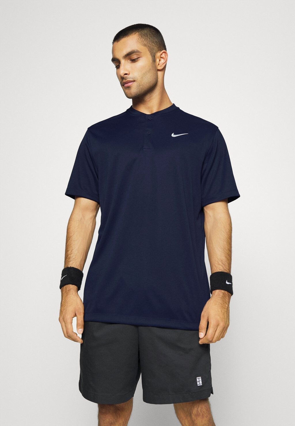 

Поло BLADE SOLID Nike, обсидиан/белый