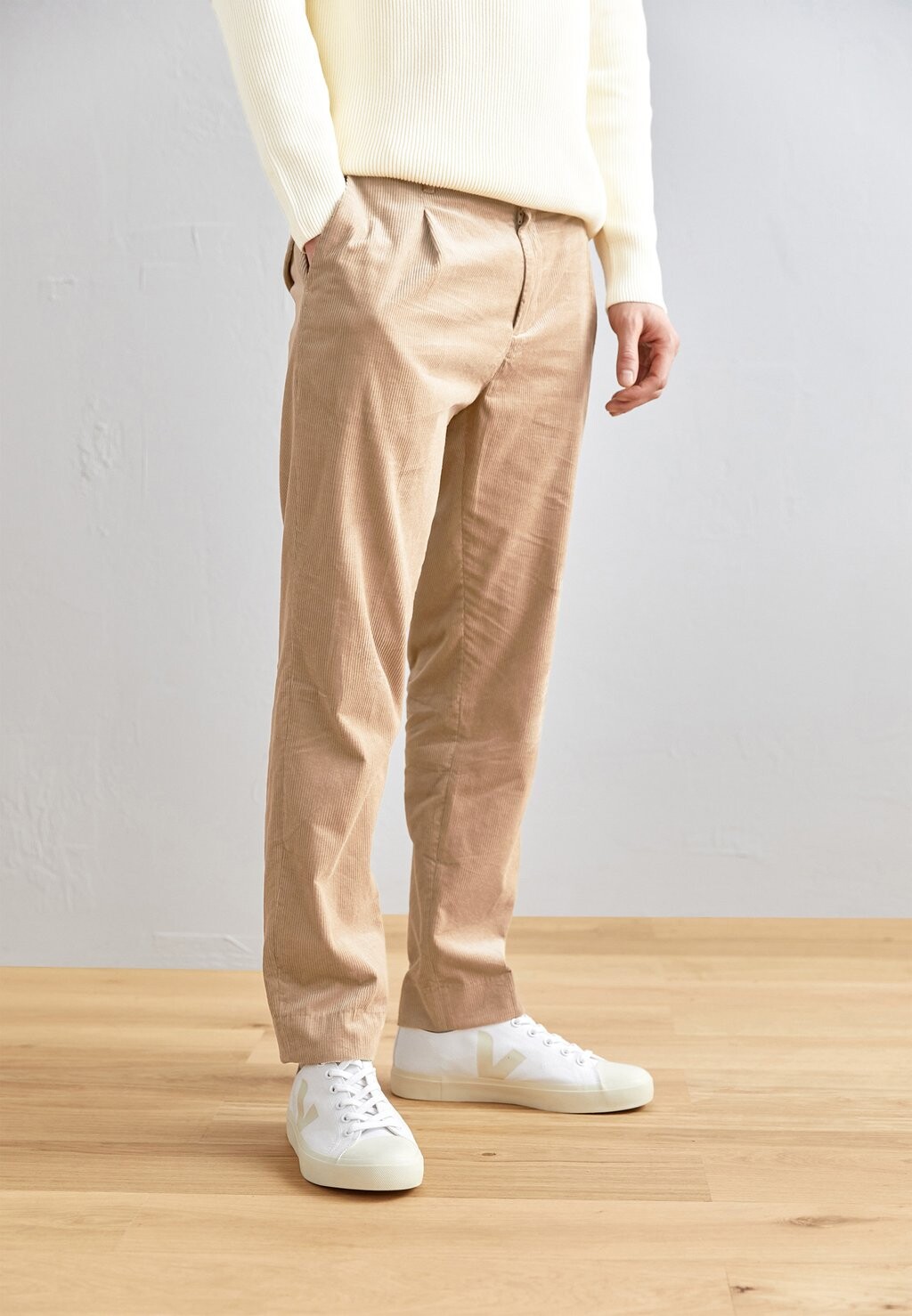 

Чиносы BLAKE PLEATED Scotch & Soda, светло-коричневый