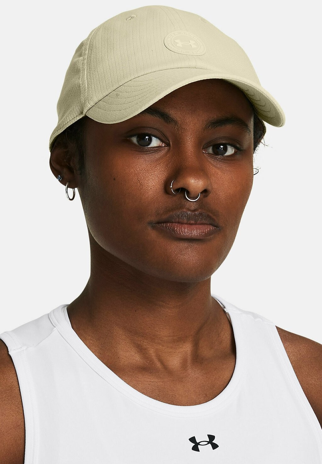 

Бейсболка VENT ADJUSTABLE Under Armour, цвет silt