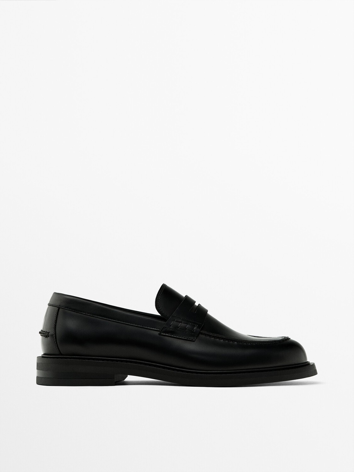 

Черные лоферы с ремешками Massimo Dutti, черный