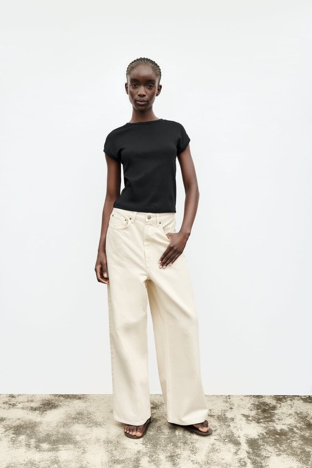 

Хлопковая футболка в реблу ZARA, черный
