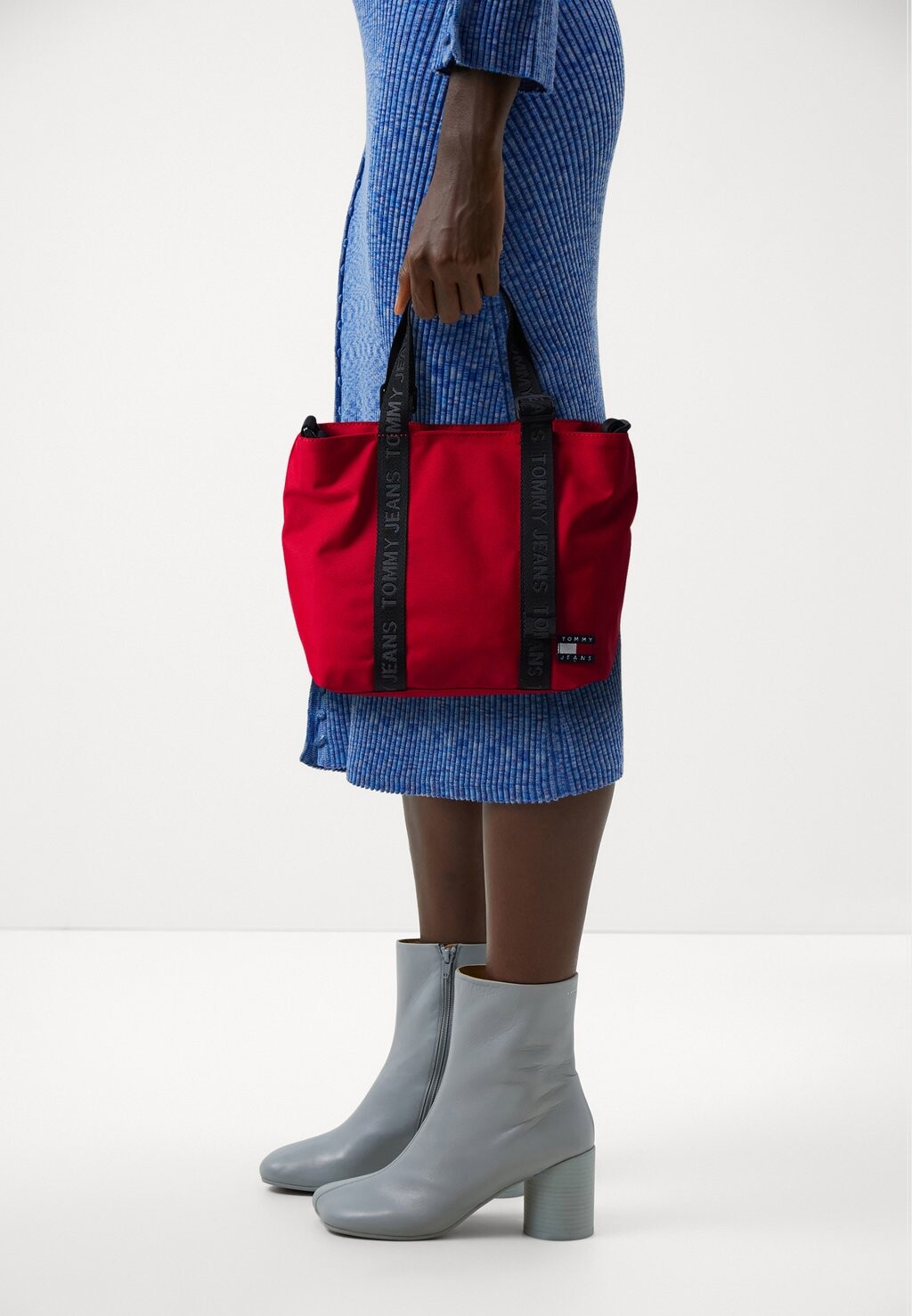 

Сумочка DAILY MINI TOTE Tommy Jeans, красный