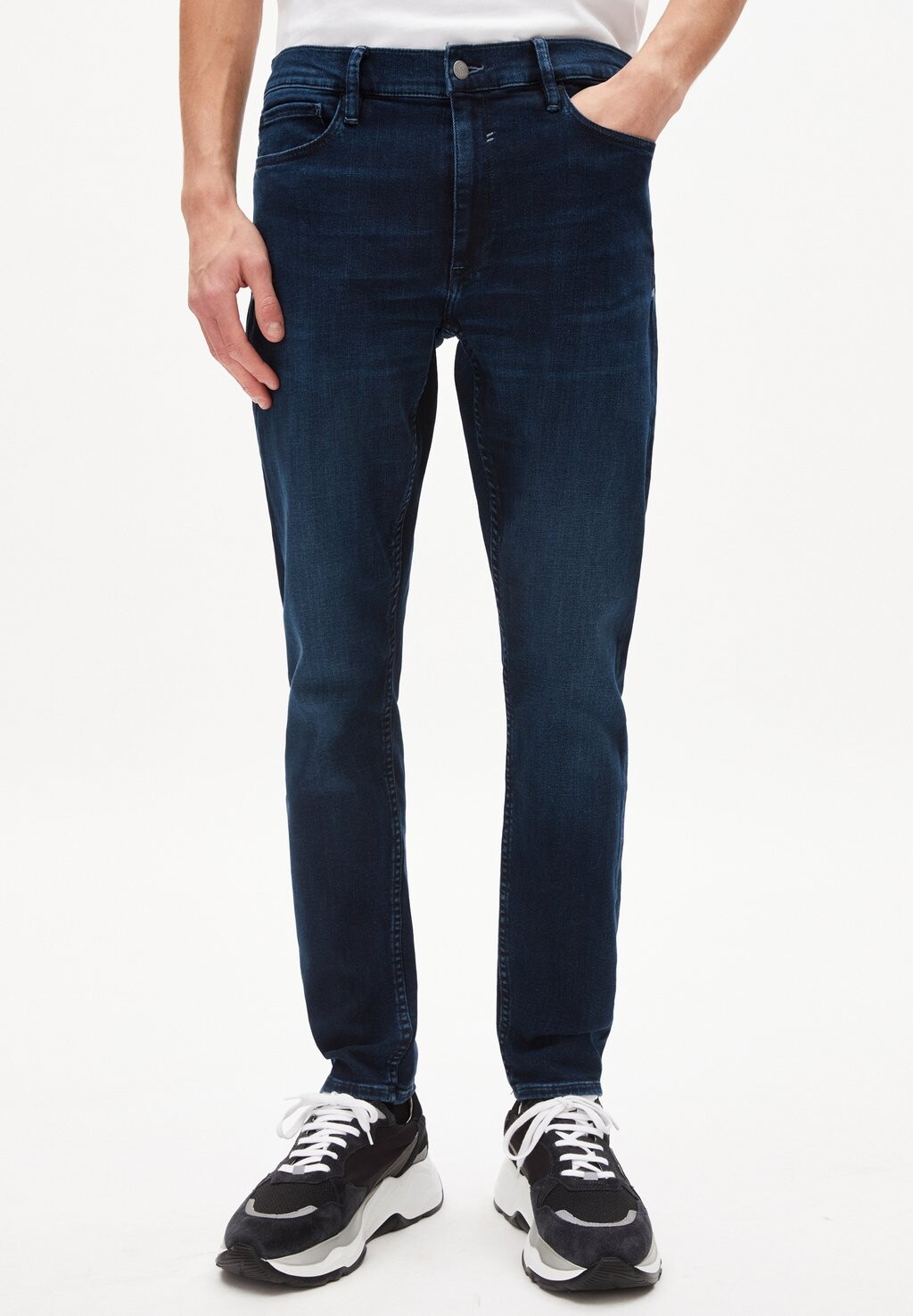 

Джинсы Slim fit Armedangels