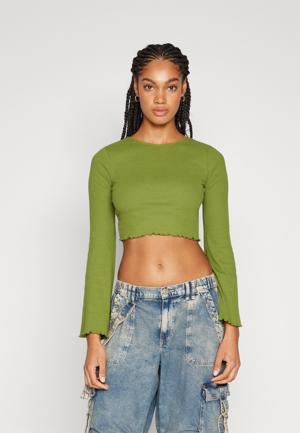 

Футболка с длинным рукавом FLUTE SLEEVE LONG BDG Urban Outfitters, зеленая, Зеленый