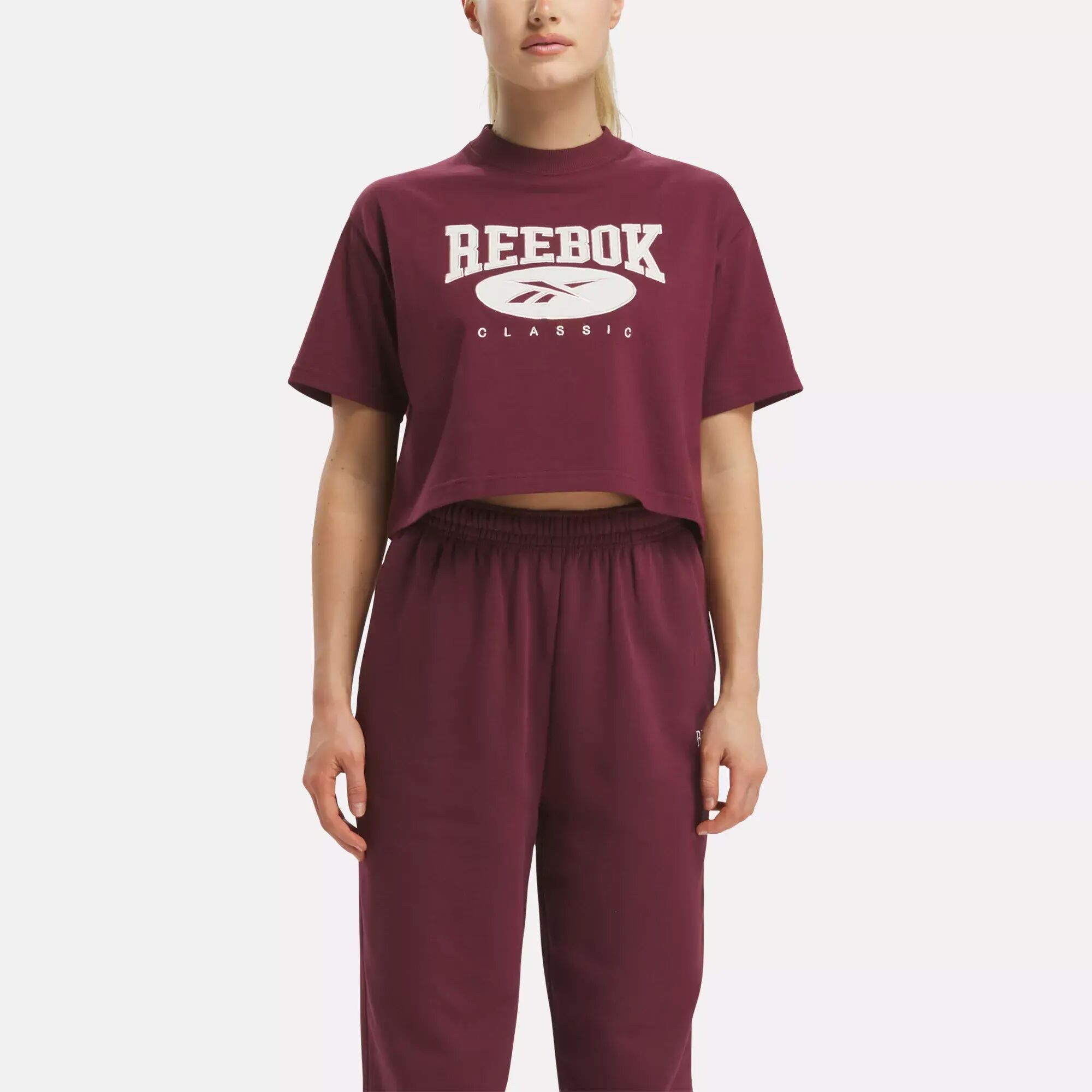 

Укороченная футболка с большим логотипом Classics Archive Essentials Reebok, бордовый