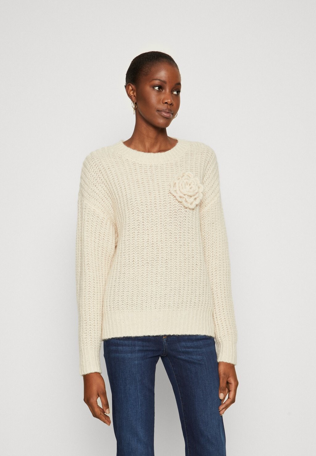 

Свитшот Selected Femme SLFELLA FLOWER, цвет birch