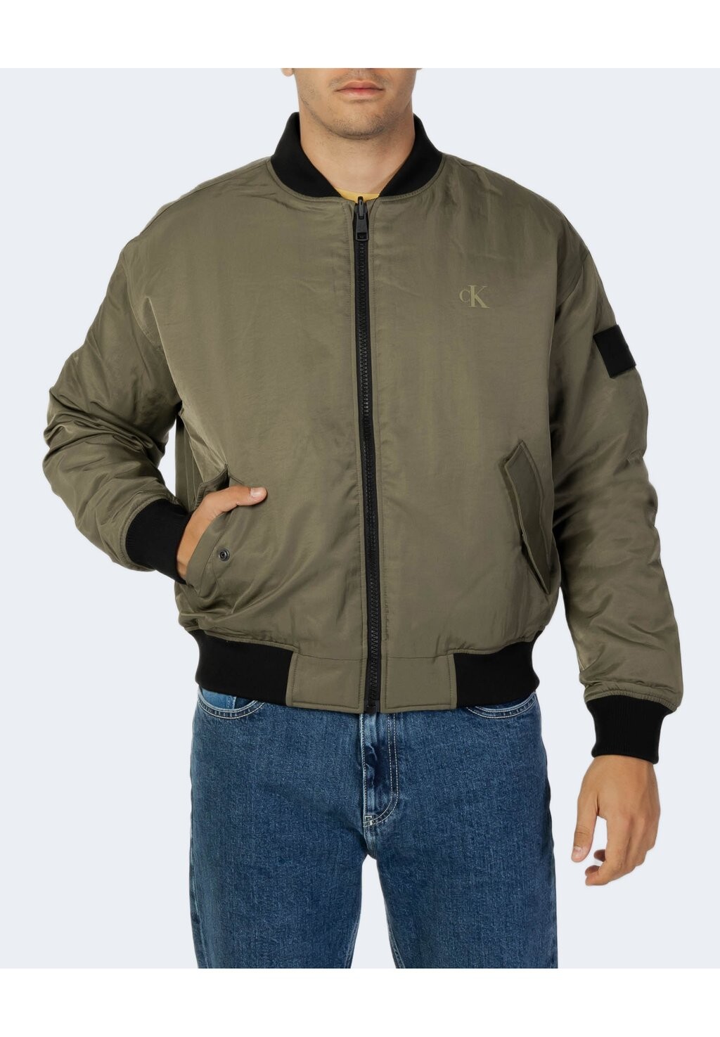

Куртка-бомбер Calvin Klein Jeans, оливково-зеленый