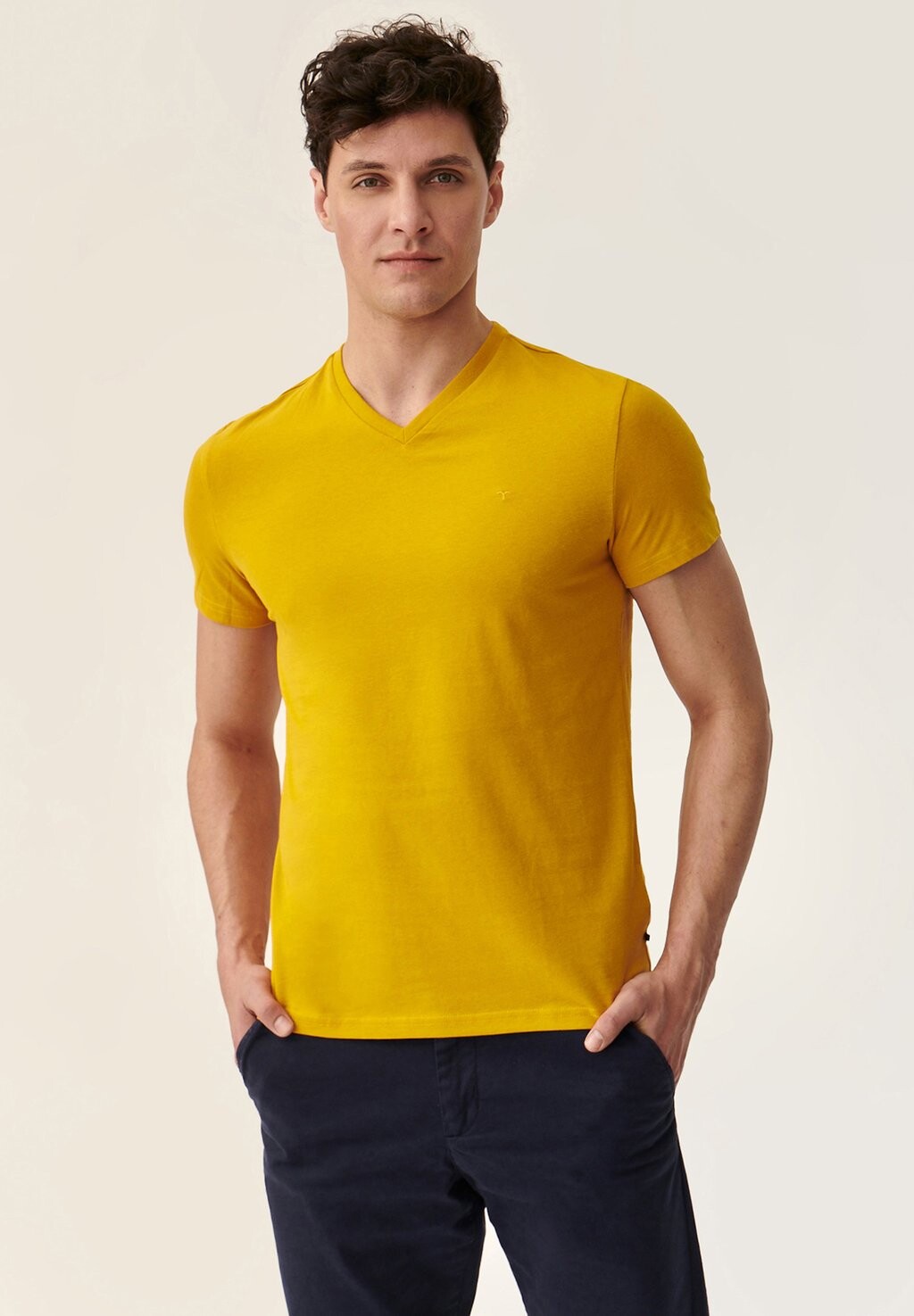 

Футболка базовая LUCK TATUUM, цвет yellow